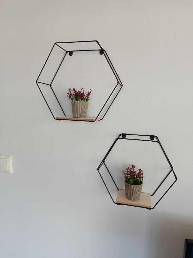 Vasilis Apartment Rafína Екстериор снимка