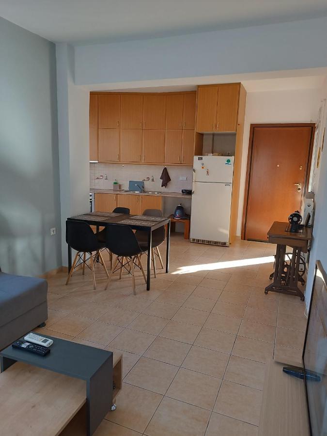 Vasilis Apartment Rafína Екстериор снимка