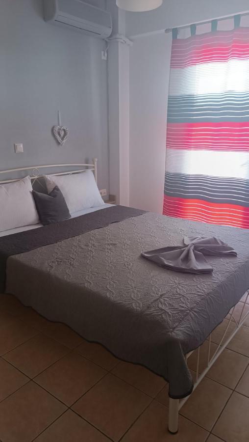 Vasilis Apartment Rafína Екстериор снимка
